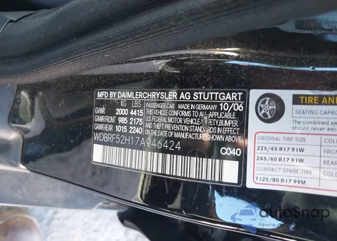 2007 Mercedes-Benz C 230 Sport z USA, uszkodzony, nr VIN WDBRF52H17A946424